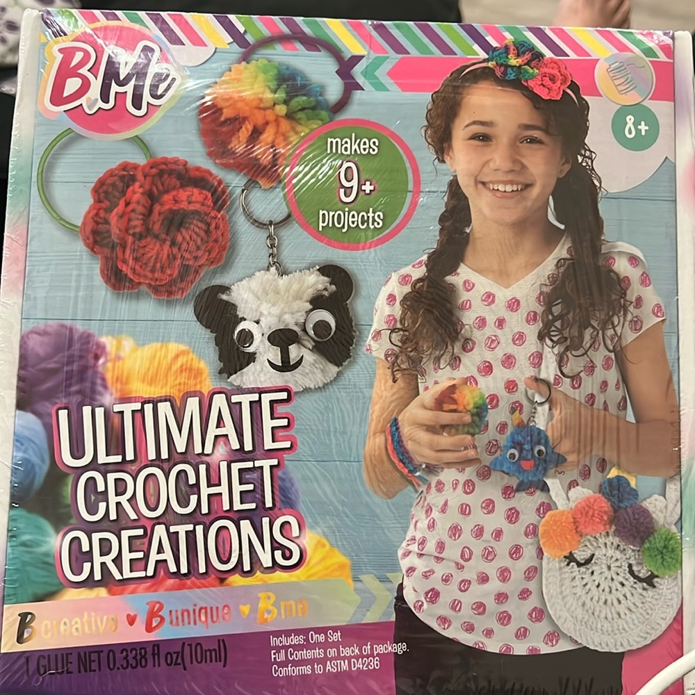Creative Kids Ultimate Crochet Creations craft kit